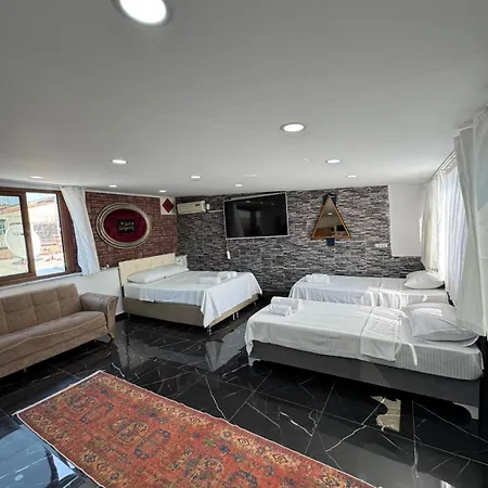 Beyzade Hotel *